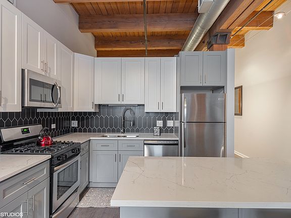 5th image of 728 W Jackson Blvd APT 617