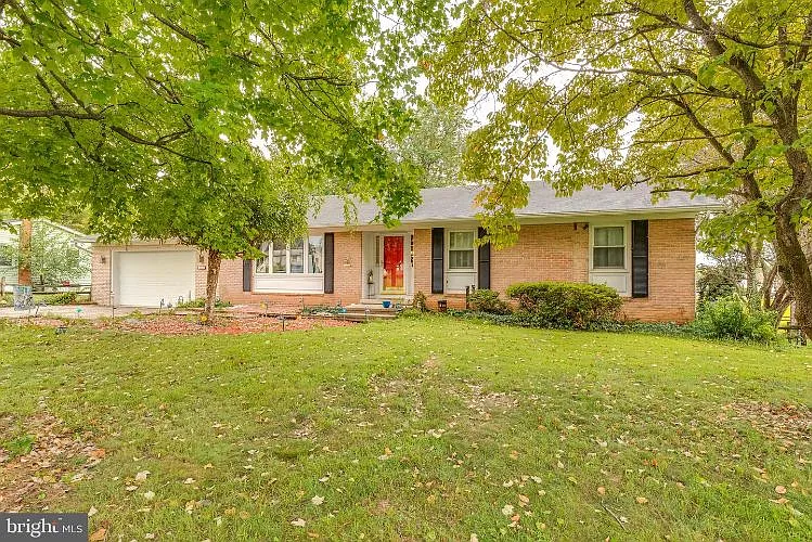 1400 Tuscawilla Dr photo 1