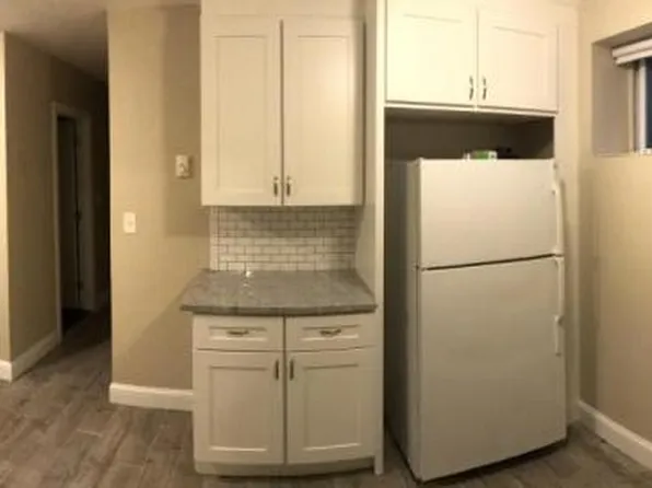 656 Hyde Park Ave, Roslindale, MA 02131