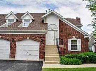 1128 Saint Andrews Ct, Algonquin, IL 60102