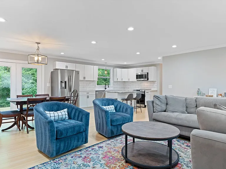 5017 Suter Dr — Photo 30