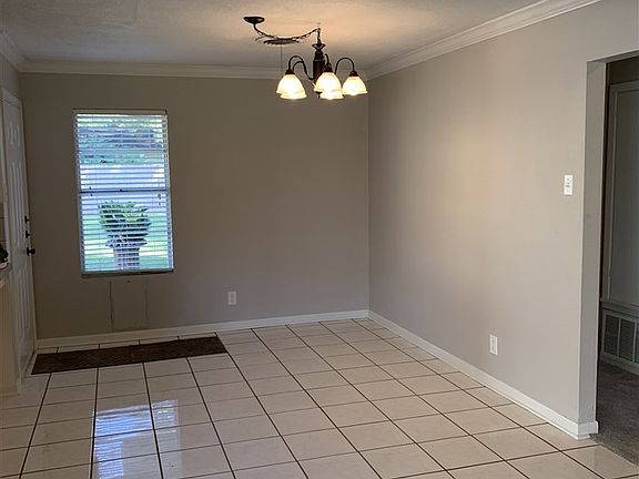 4th image of 4750 Dellwood Ln