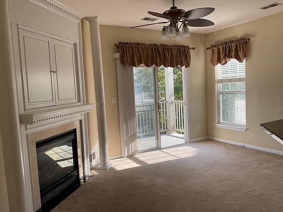 3rd image of 20236 Portsmouth Blvd #502