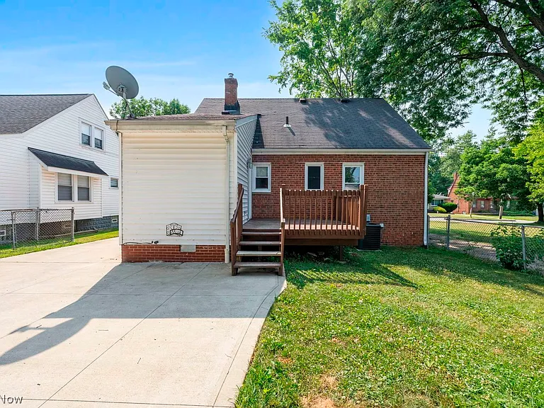 1395 Irene Rd — Photo 22
