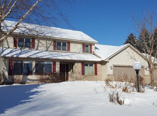 1102 Eagle Ridge Ct, Stillwater, MN 55082