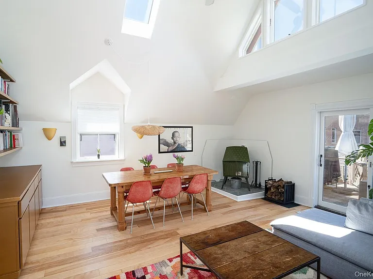 52 Jefferson St — Photo 5