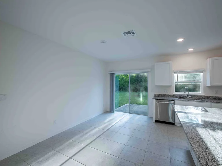 3279 Penny Cove Ln — Photo 24