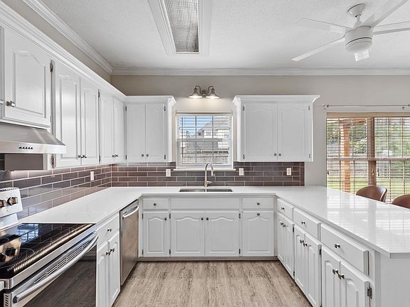 2nd image of 6011 Beacon Hill Dr