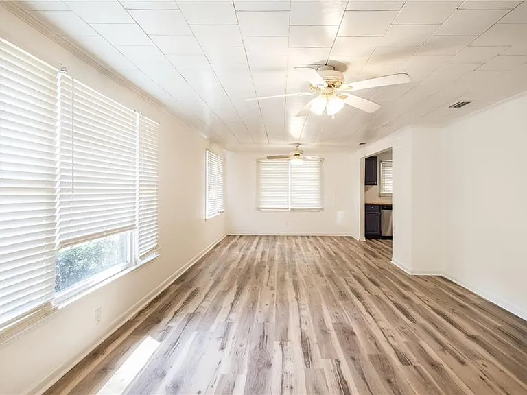 1329 Gorman Rd — Photo 4