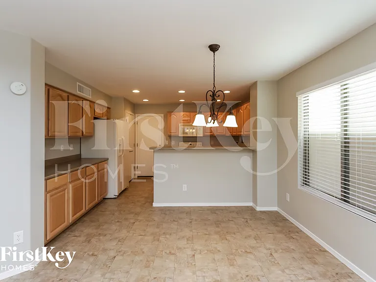 35426 N Happy Jack Dr — Photo 4