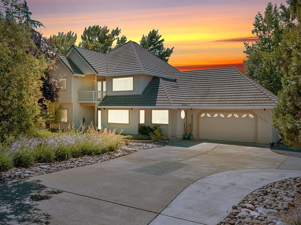 1st image of 3682 Country Meadow Ct