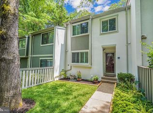 11722 Decade Ct, Reston, VA 20191