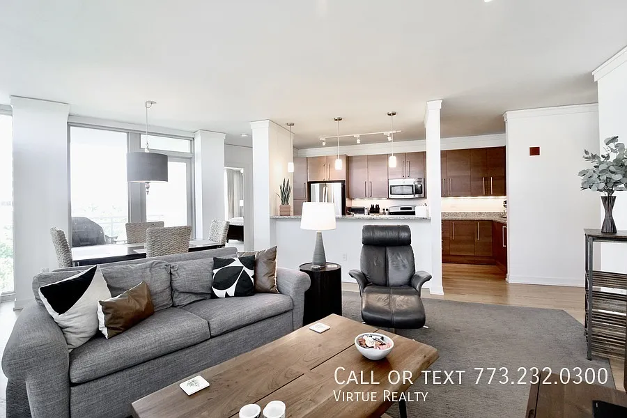 1570 Elmwood Ave #706