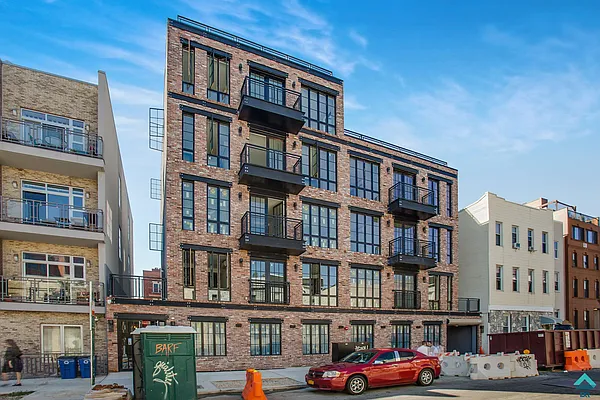 Rented by EXR | media 45