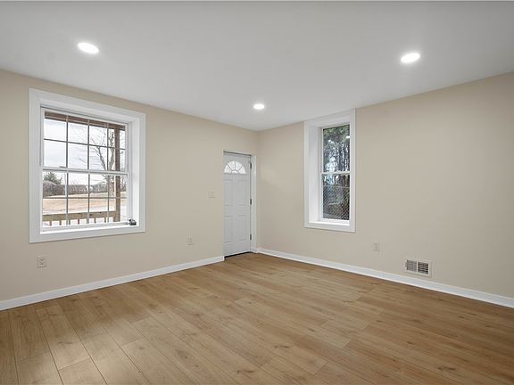 2nd image of 3907 McWhinney St
