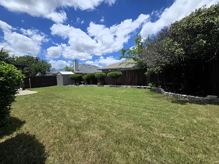 3713 Periwinkle Dr — Photo 20