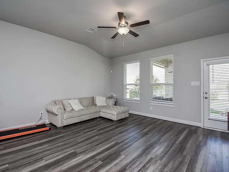 4218 Rocky Plains Ln — Photo 14