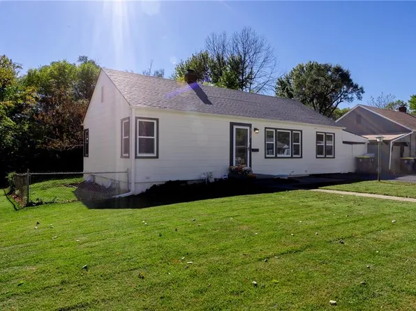 3715 NE 52nd Ter, Kansas City, MO 64119