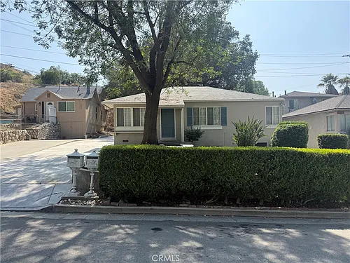 11286 San Mateo Dr Photo 1