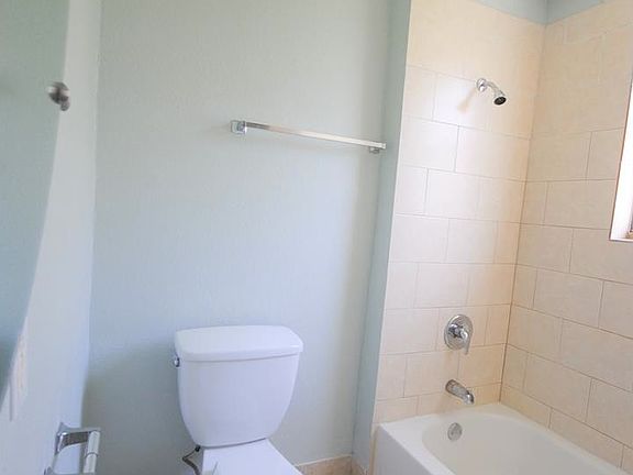 2nd image of 1017 Jefferson Avenue # First Floor