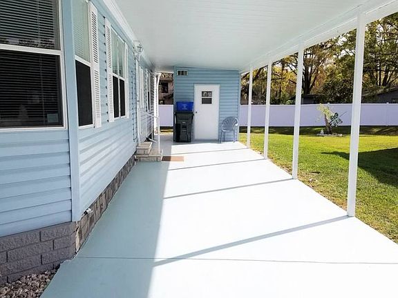 3rd image of 1779 Poppy Cir