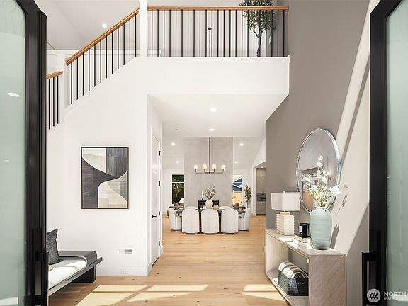 4th image of 14202 NE 63rd Court