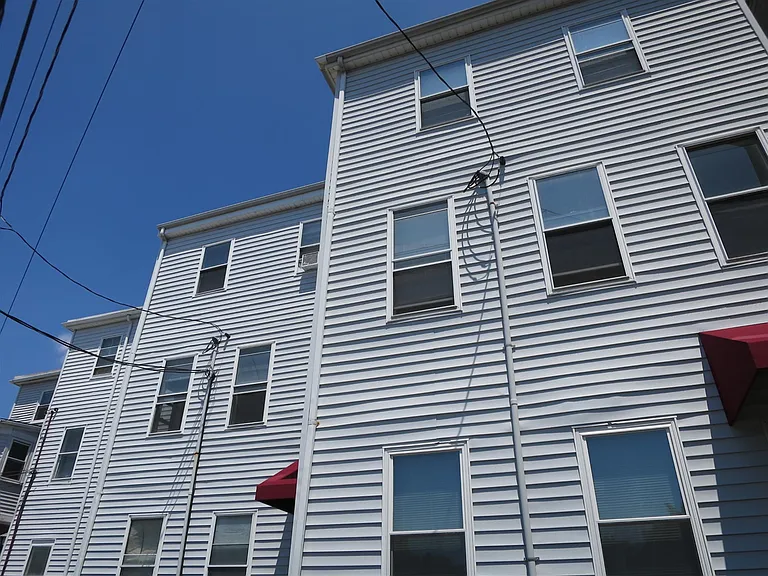 3 Elm St #3 — Photo 11