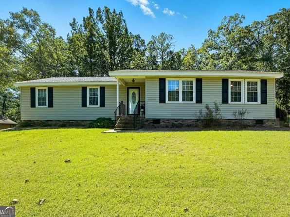 12 Indian River Rd SE, Lindale, GA 30147