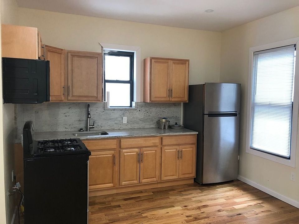 1st image of 463 E 23rd St #S