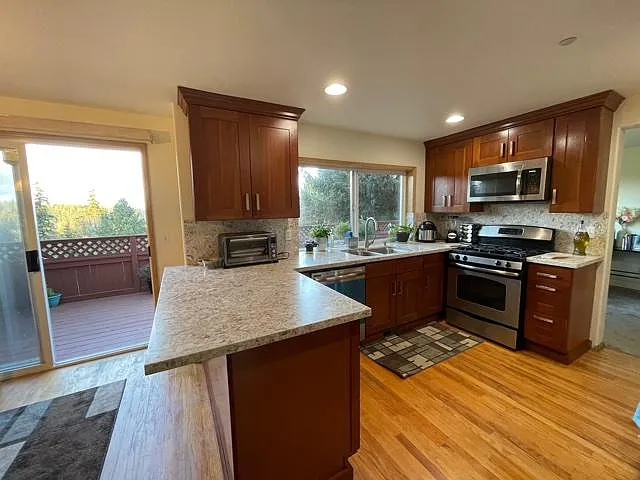16427 SE 39th Pl — Photo 17