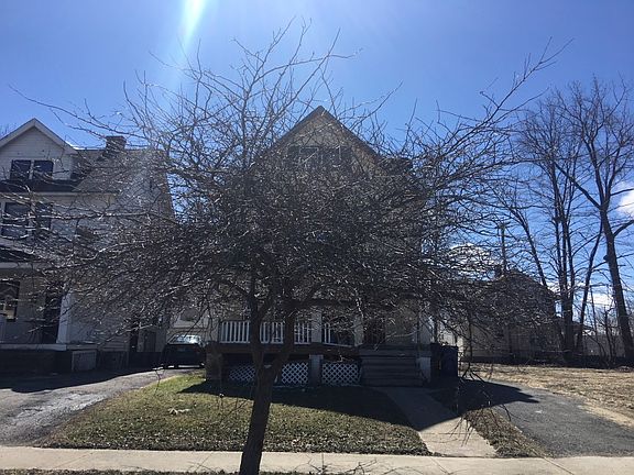2nd image of 13310 Eaglesmere Ave