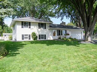 8486 88th St S, Cottage Grove, MN 55016
