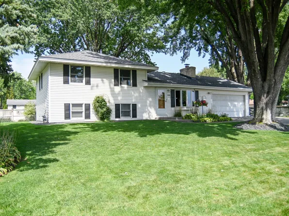 8486 88th St S, Cottage Grove, MN 55016