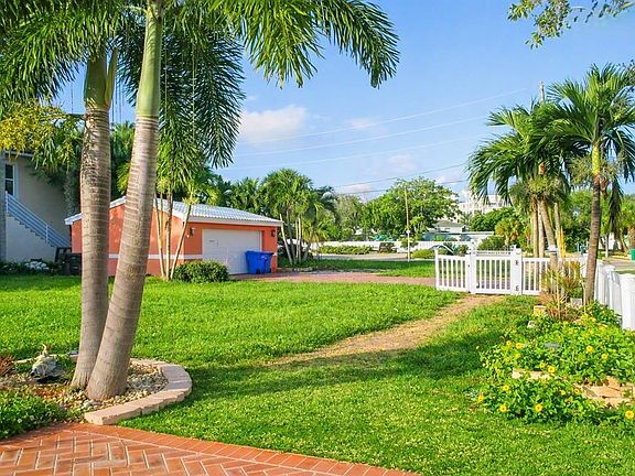 2nd image of 11855 1ST STREET E LOT 1