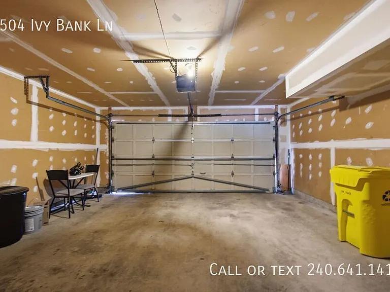 3504 Ivy Bank Ln — Photo 23