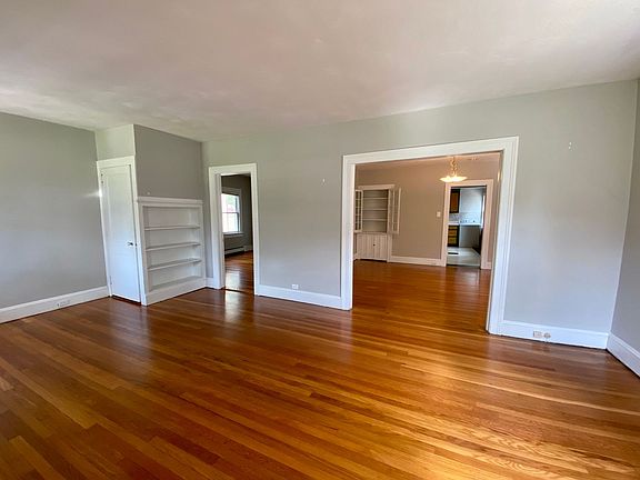 5th image of 120 Maplewood Ave Fl 1