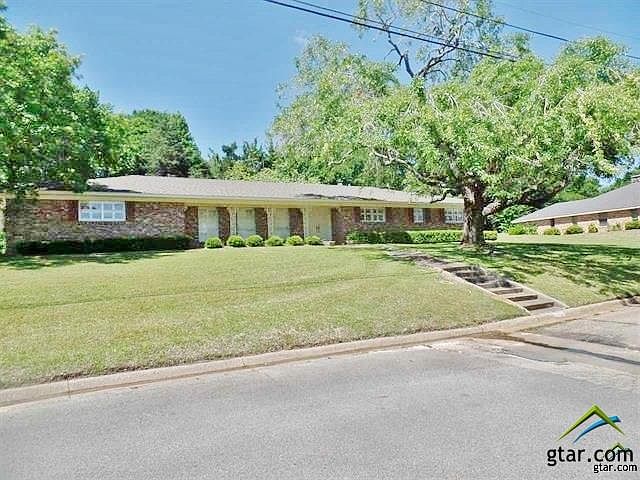 1st image of 1802 Meadowhill Dr