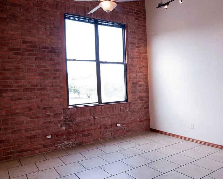 Artifacts Warehouse — Photo 32