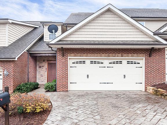 2nd image of 4114 Cottage Square Way