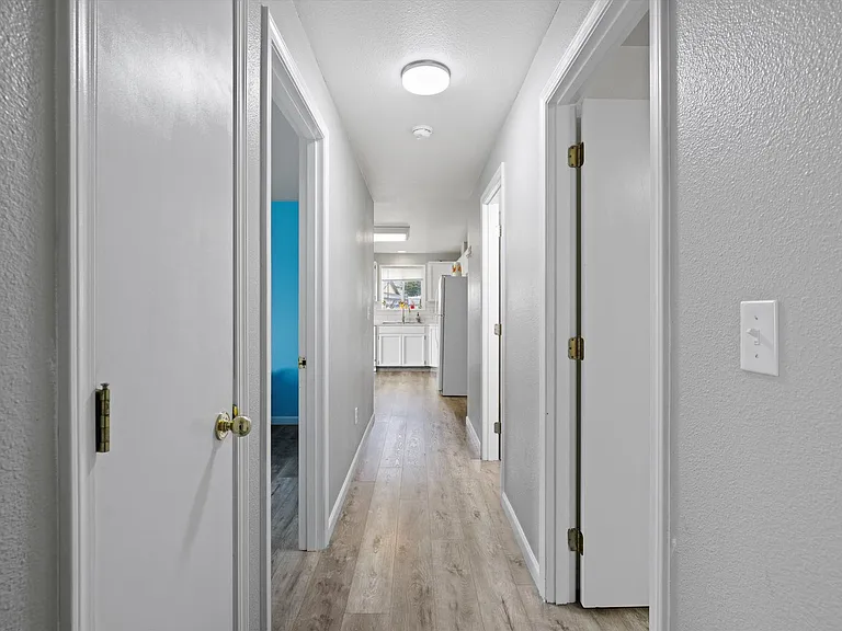 6320 Candlestick Dr — Photo 23