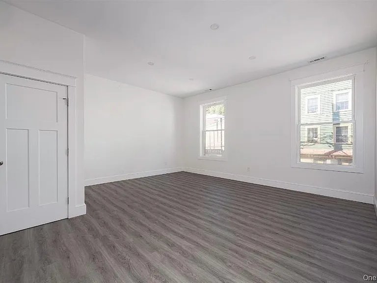 2676 W Main St — Photo 9