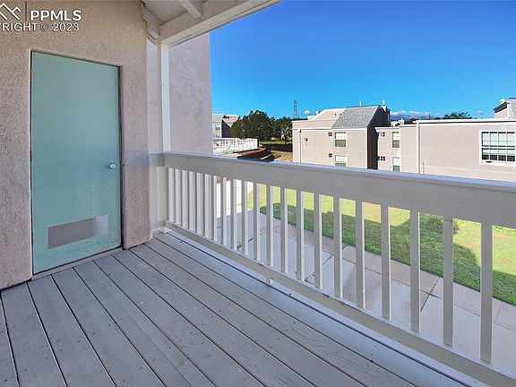 3rd image of 3220 Van Teylingen Dr APT L