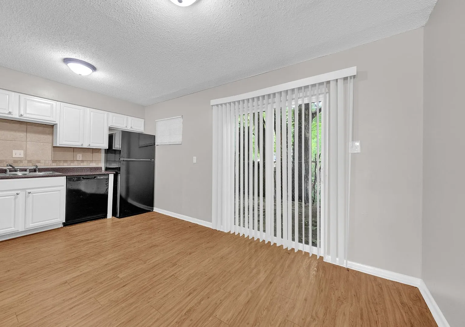 Affordable Housing Close to U of M & Highland — Photo 4