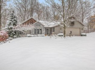 859 146th Ave, Wayland, MI 49348