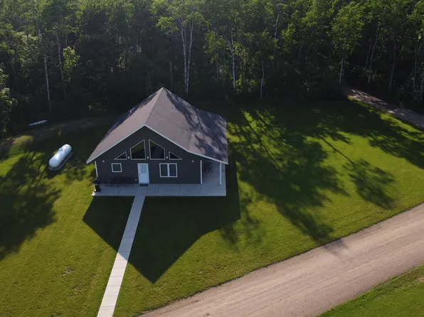 20000 110th Ave NW, Thief River Falls, MN 56701