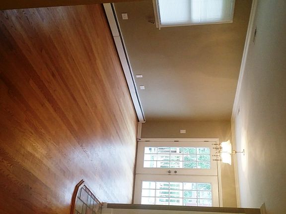 4th image of 9221 N Courtland Dr #1