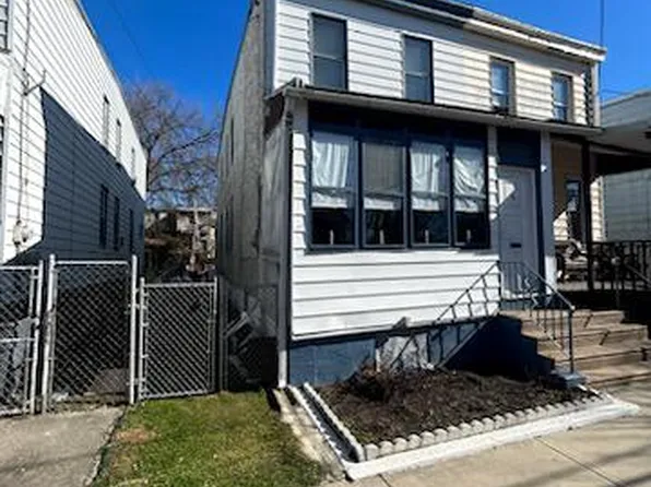 106 N 23rd St, Camden, NJ 08105