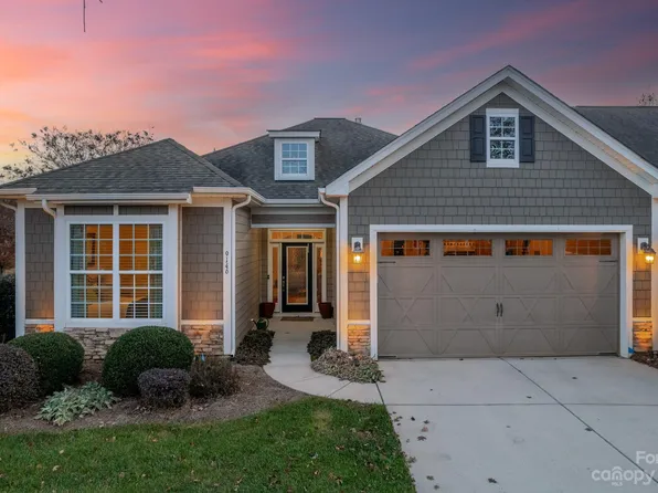 9146 Carneros Creek Rd, Charlotte, NC 28214