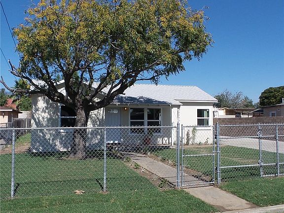 3rd image of 14990 Orchid Ave