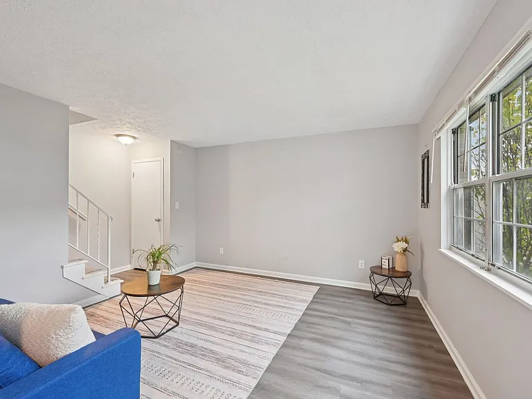 Park Place Apartments — Photo 6